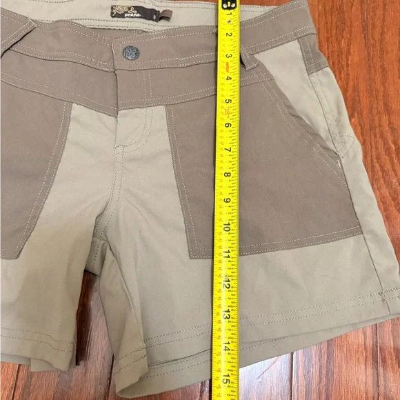 prAna Women's Khaki Hiking Shorts Size 6 Cargo Pockets Outdoor Casual - Picture 6 of 6